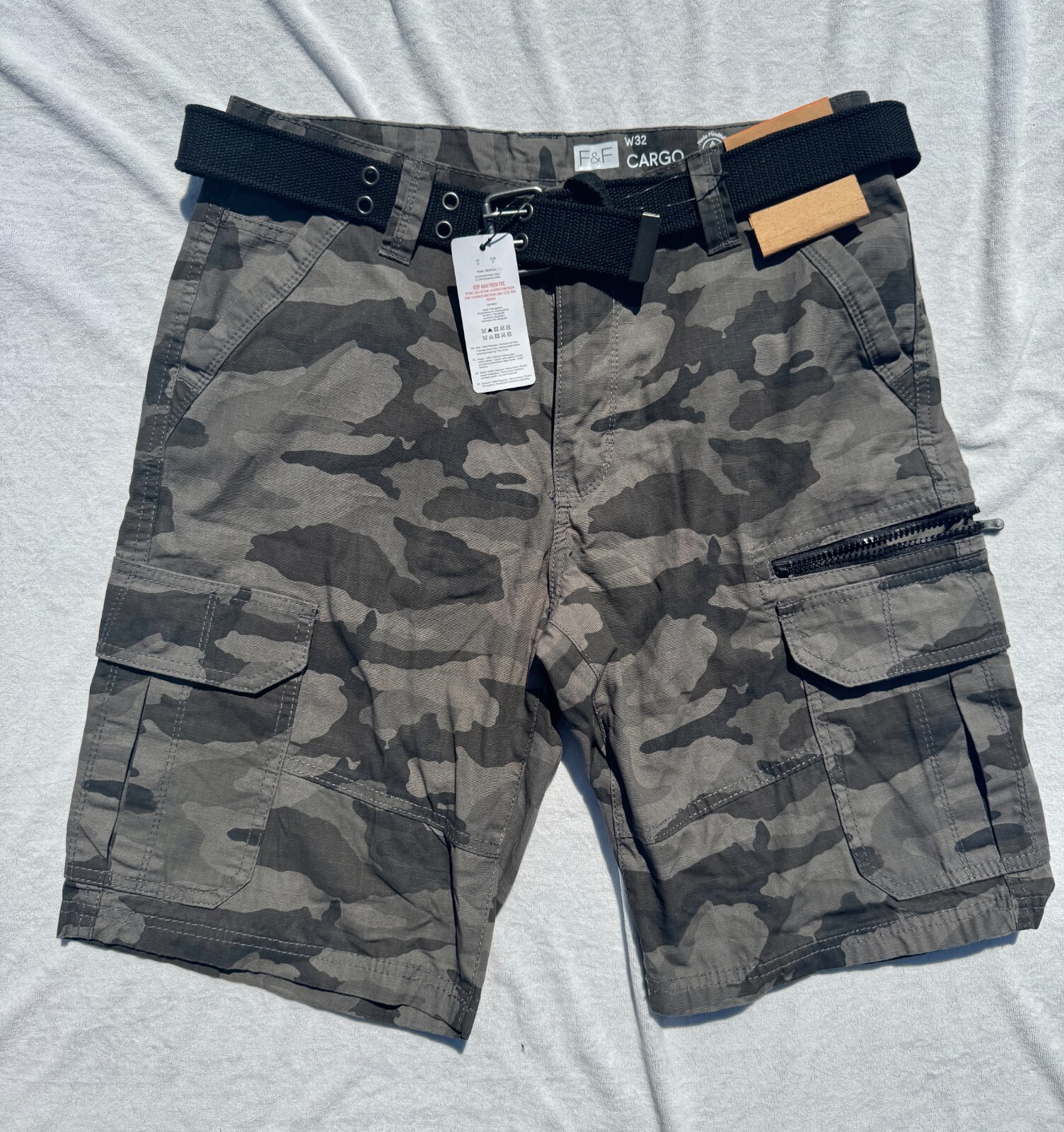 Picture 1 of 2
