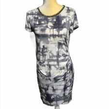 Simply Vera Gray and White Drop Waist Shift Dress