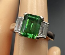 Ladies Cubic Zirconia Sterling Silver Ring - sz 7 - 4.8 grams TW - Item 909