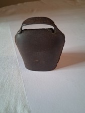 ANTICO CAMPANACCIO PER BOVINI IN ACCIAIO AL CARBONIO SALDATO H 7 CM X 6 CM CIRCA