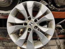 Used Wheel Fits 2013 Honda Cr-v 17x6-12 Alloy 10 Spoke Lug Nut Aligned With Na