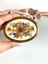 Framecraft Vintage Trinket Box -Gold Tone Lid with Pressed Flowers - Green