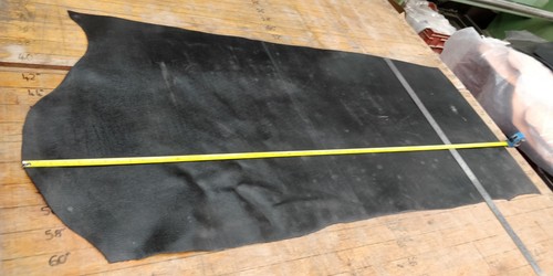 Black Shiny Print Leather Butt Split 2.3-2.4mm Thick LOT 4440 Craft Uk (Seconds) - Picture 5 of 9