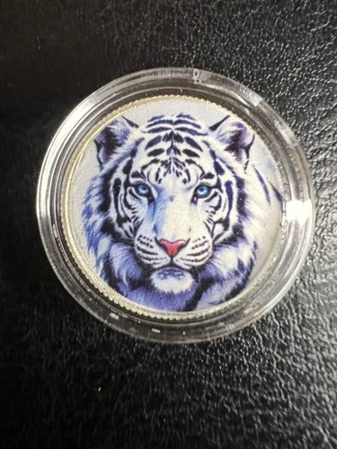 Hayleybug 1/10th oz The White Tiger Silver Round