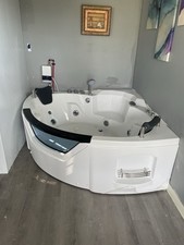 Corner Whirlpool Bathtub, 61'' Jetted Tub with Heater