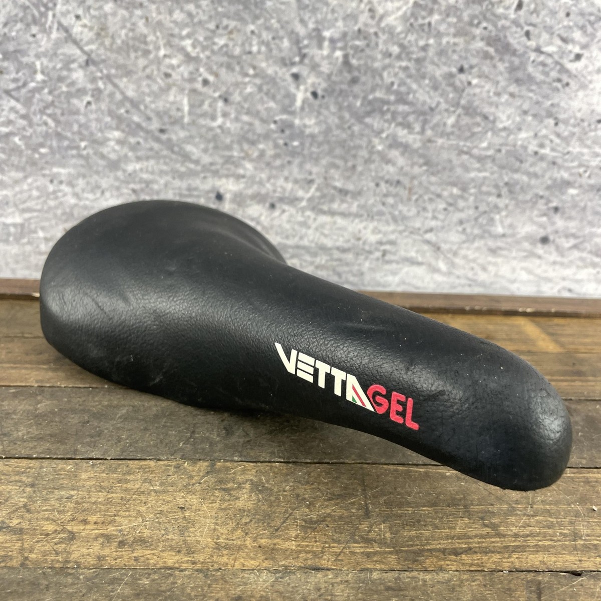 Vintage Vetta Gel Turbo Bicycle Saddle Seat Made in Italy Black