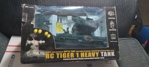 RC TIGER 1 HEAVY TANK Perfect Actions Equipped with Missile Shoot System