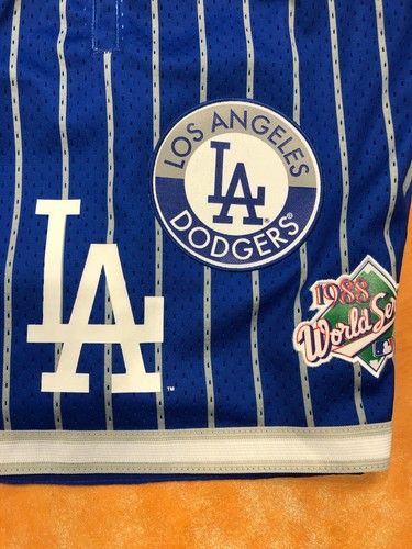 PANTALONES CORTOS PARA HOMBRE LOS ANGELES DODGERS Mitchell & Ness MLB AZUL REAL - Imagen 2 de 5