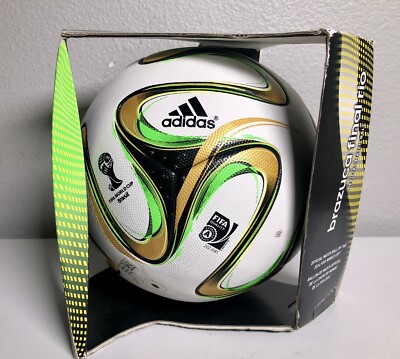 日本代表 vs キプロス 2014年 adidas brazuca ADIDAS BRAZUCA 2014 FINAL OFFICIAL MATCH BALL 2014 BRAZIL
