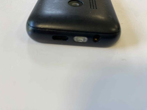 Nokia 215 (RM-1111) Mobile Phone - Unlocked - 2G Button Phone Black - Picture 4 of 5