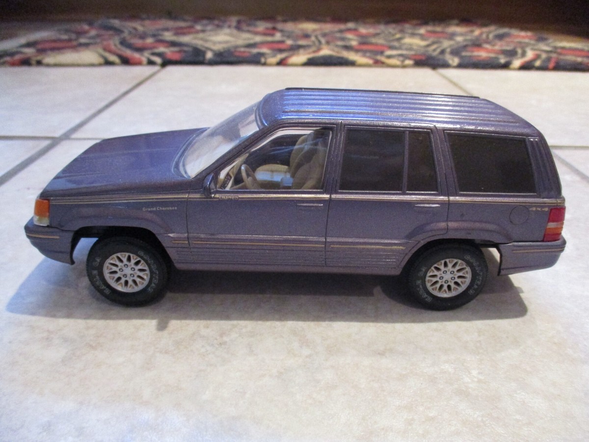 Brookfield Collectors 1994 Jeep Grand Cherokee Bank - Used | eBay