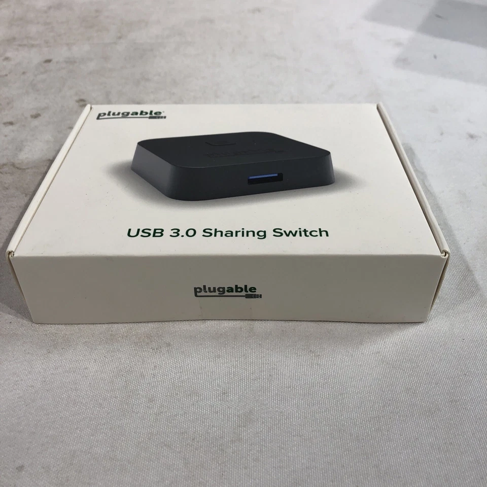 Plugable USB 3.0 Port Sharing Switch USB3-SWITCH2 - Image 2 of 4