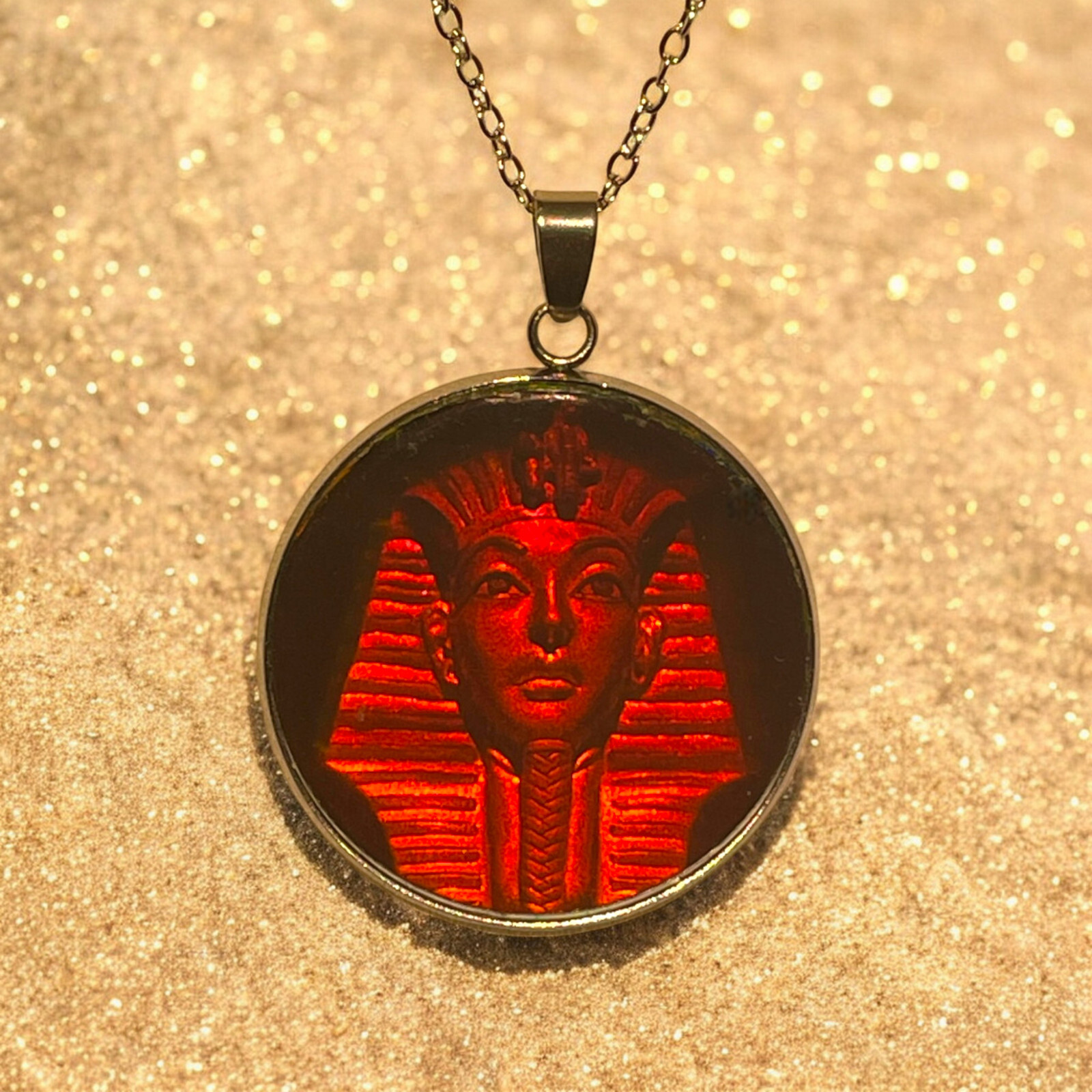 Pendentif hologramme pharaon 3D Egypte, collier médaillon 30 mm en verre