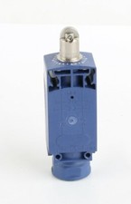 New XCKP2102N12 Schneider Electric Limit Switch