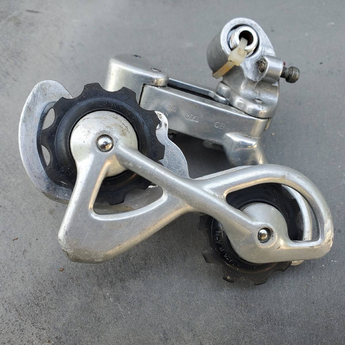 Dérailleur Arrière Vintage Suntour Cyclone GT – Courte Cage, Japon Années 80