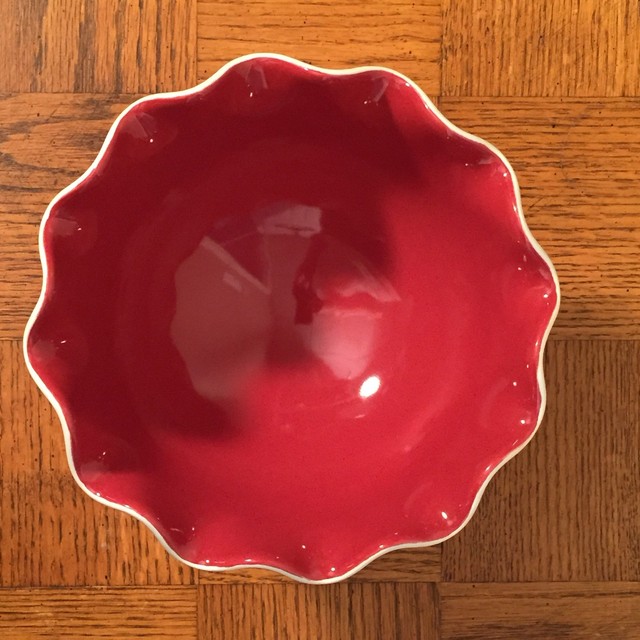 Longaberger Pottery RED FOOTED BOWL 7"dia.Scalloped Ruffle Edge