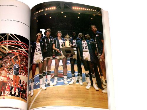 1981-82 UK Kentucky Basketball Big Blue Mania Madness Magazine Book Oscar Combs - Picture 4 of 6