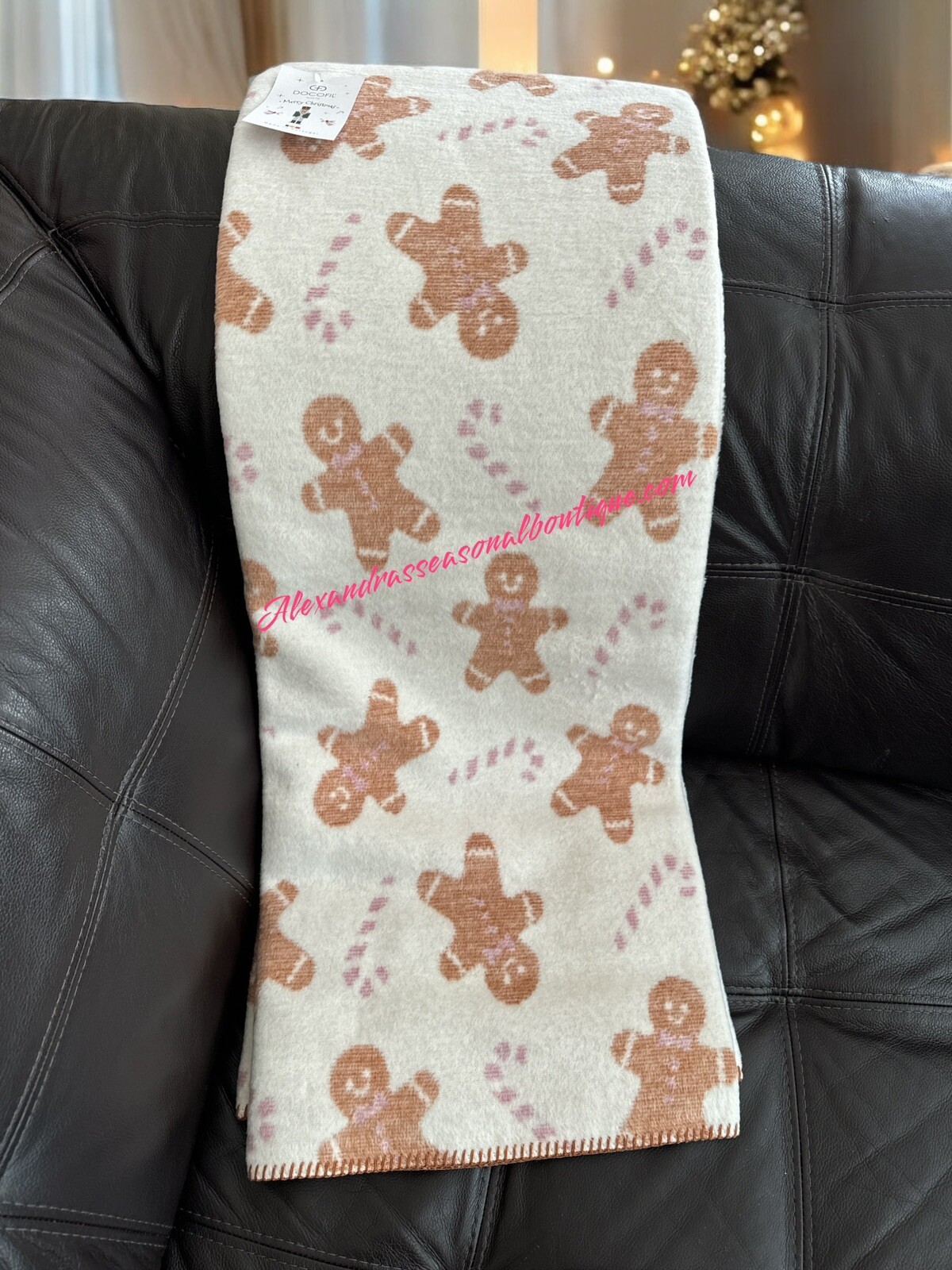 DOCOFIL Christmas Gingerbread Cookies Candy Canes Throw Blanket 51