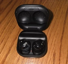 Samsung Galaxy- Pro  Wireless Ear Buds Noise Cancelling  -Phantom  Black W/ Case