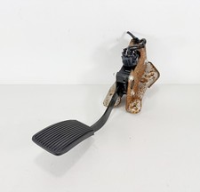 2004-2008 Ford F150 F-150 Accelerator Gas Pedal W Sensor 5l34-9f836-ac Oem 2004-2008 Ford F150 F-150 Accelerator Gas Pedal W Sensor 5l34-9f836-ac Oem