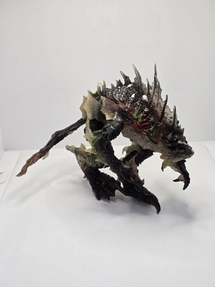 SEA CREATURE MCFARLANE'S MONSTERS ACTION FIGURE TOY DRAGON BEAST CROCODILE - Image 3 of 4