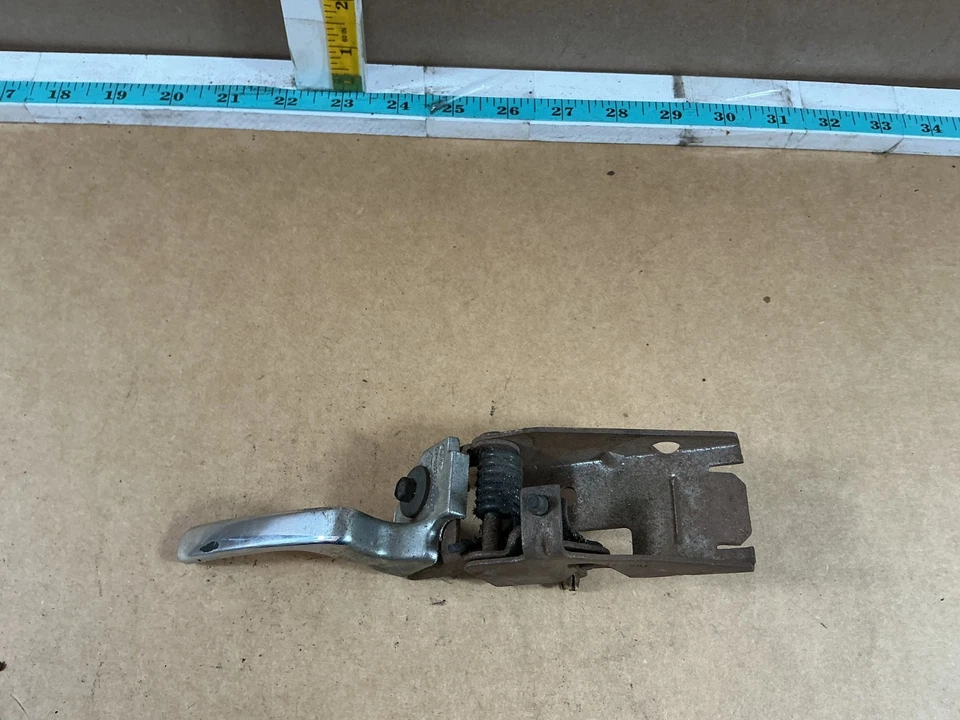 Manija interior de la puerta trasera derecha del lado del pasajero Ford Taurus 1986-1991 OEM Foto 2 de 4