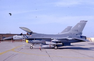 USAF F 16C 84 1306 184 TFTG ORIGINAL KODAK color slide