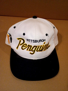 Vintage Sports Specialties The Twill Pittsburgh Penguins Snapback Hat.