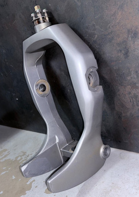 US25 Volvo Penta 3808365 SX Sterndrive Gimbal Ring/Suspension Fork SX-M USED
