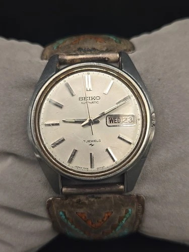 Seiko Automatic 36mm Silver Day/Date Dial Mens Watch 7006-8007