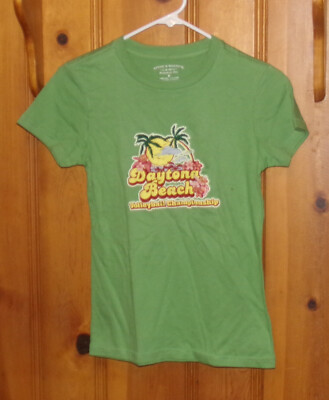 WOMENS STEVE AND BARRY'S T-SHIRTS DAYTONA BEACH VOLLEYBALL CHAMP  BOX 106G