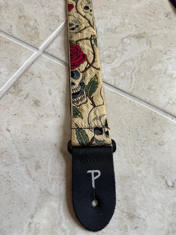 Gibson EE. UU./Fender Tweed/Perri Jaqcuard/Ernie Ball+ Lote de correas de guitarra Foto 4 de 4