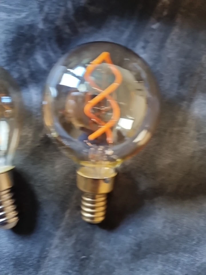6 X G40 Vintage Style Led  Light Bulb 3 Straight Element 3 Curly See Pics  - Image 2 of 3