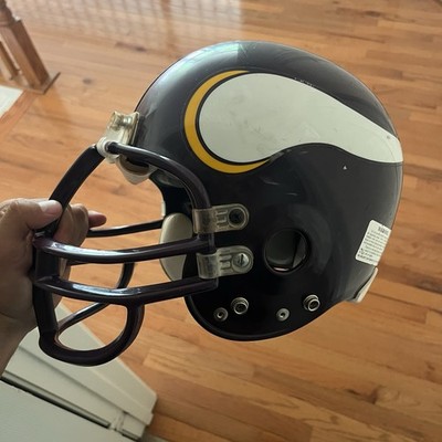 Vintage Riddell VSR2-Y Minnesota Vikings Football Helmet Size M NFL Football