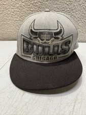 NEW ERA 9 FIFTY NBA CHICAGO BULLS WINDY CITY SNAPBACK HAT Gray Black