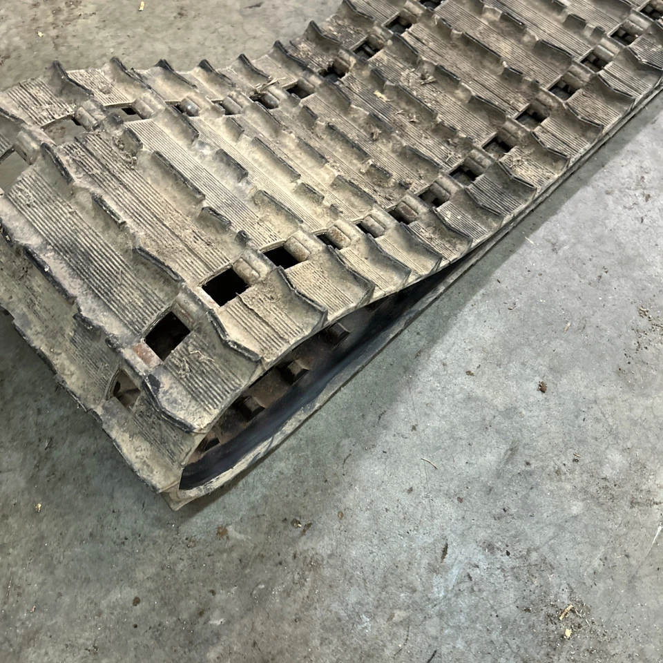 Arctic Cat Snowmobile 136" X 15" Camoplast Track #0602-755 - Image 3 of 4