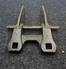 700716292: Sickle Mower Steel Double Guard 7" Height x 5.5" Width