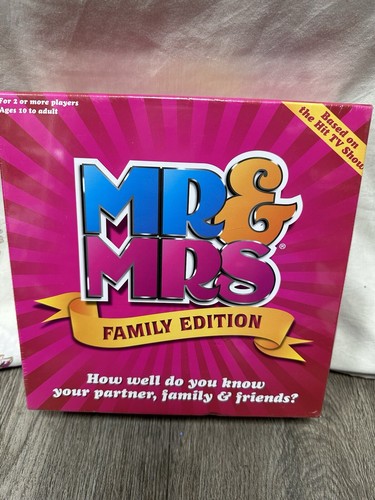 Mr & Mrs Family Edition TV Show Board Game Family Fun 1000+ Questions Brand New - Picture 2 of 3