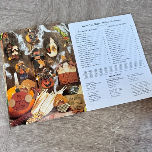 We've Just Begun Making Memories 1998 LLoyd Brewer Decorative Painting Book - Picture 4 of 6