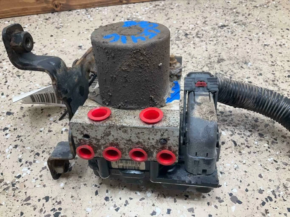 09-13 Chevrolet Silverado 1500 Avalanche Escalade bomba de freio antibloqueio ABS - Imagem 4 de 4