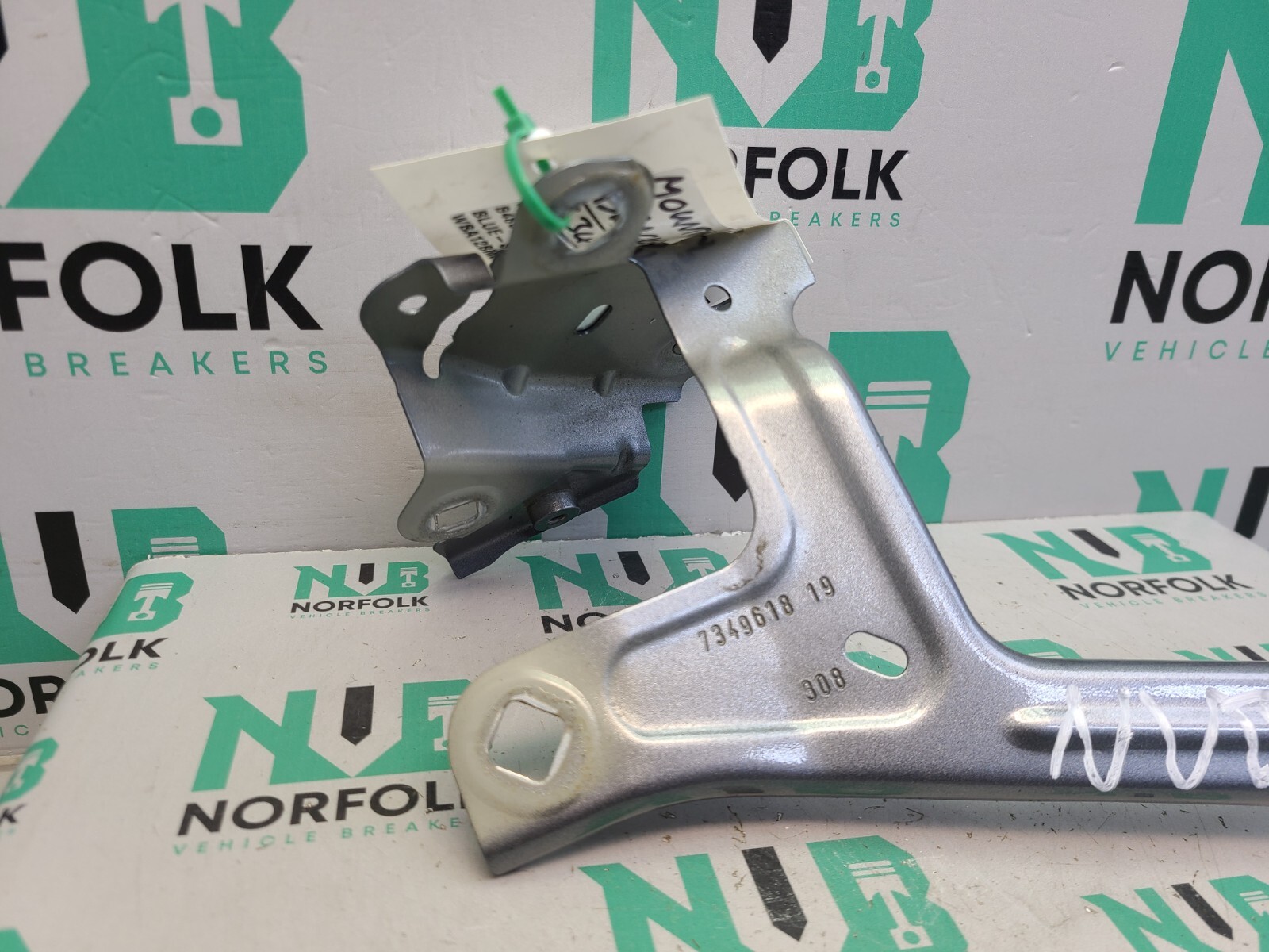 BMW 5 G30 Iperformance Front Right Fender Holder Kit 7349618 185kw  