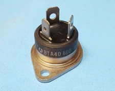 TRIAC , BTA40-600, Thomson/ST Micro, 600V V(DRM), 40A I(T)RMS (ONE)