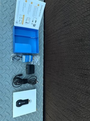 Google Chromecast (1st Generation) Streaming Media Player