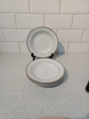 Royal Doulton Platin Design Suppenschüsseln/Nudelschalen x 4, Dreieck Design Rand, EU