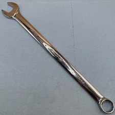 Snap-on Tools Oexlm18b 18mm 12 Point Combination Wrench - Very Nice Snap-on Tools Oexlm18b 18mm 12 Point Combination Wrench - Very Nice