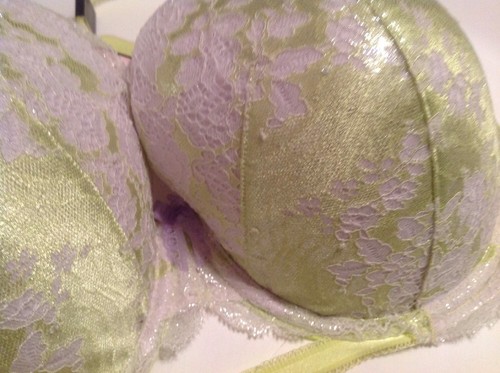Victorias Secret Dream Angels Demi Bra Panty Set 32DDD,M Yellow Lace NWT - Picture 4 of 9