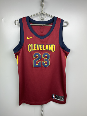 CLEVELAND CAVALIERS BASKETBALL SHIRT JERSEY NIKE 864467-677 LEBRON