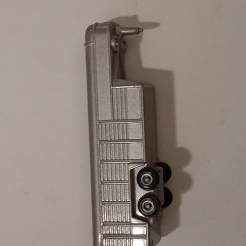 Ertl Diecast All Metal Silver Horse Trailer Or Cattle Trailer - Picture 3 of 10