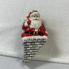 DEPT 56 SNOW VILLAGE Down The Chimney He Goes 51586 Figurine Vintage Holiday