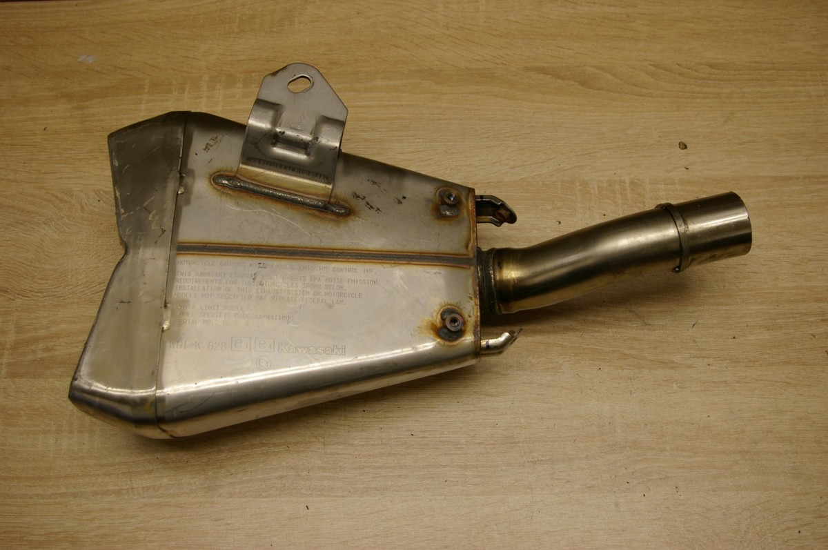 Kawasaki ZX-10 / Z1000 left exhaust / muffler / silencer 2013